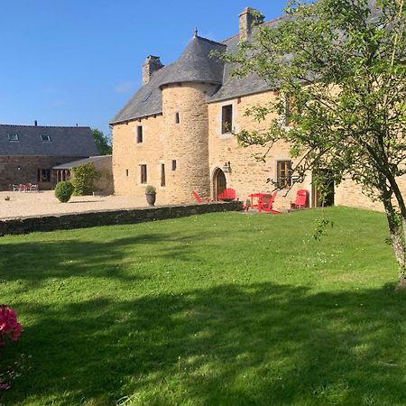 Villa Le Nid Du Manoir Du Cosquer La Roche-Derrien Exterior foto